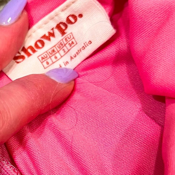 NWOT SHOWPO HOT PINK ROUGED STRAPLESS MIDI DRESS WITH SWEETHEART NECK SIZE 2 - Picture 10 of 10